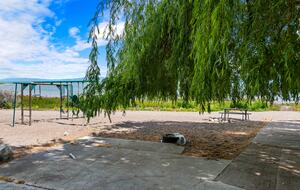 Bear Lake Grand Retreat | Stylish, Spacious, and Steps from the Water - Garden City, Utah