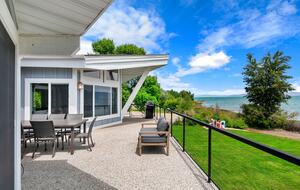 Bear Lake Grand Retreat | Stylish, Spacious, and Steps from the Water - Garden City, Utah