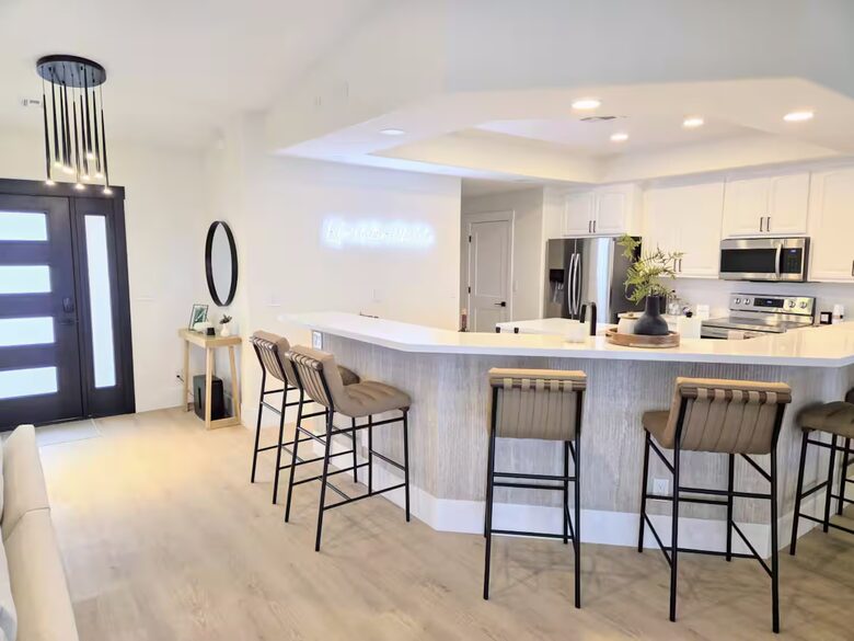 Lake View Hideaway - Lake Havasu City, Arizona