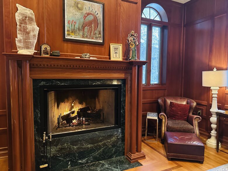 Easter's First Blooms at the Estate and Late April Exclusive Tulip Extravaganza - Woodstock, New York