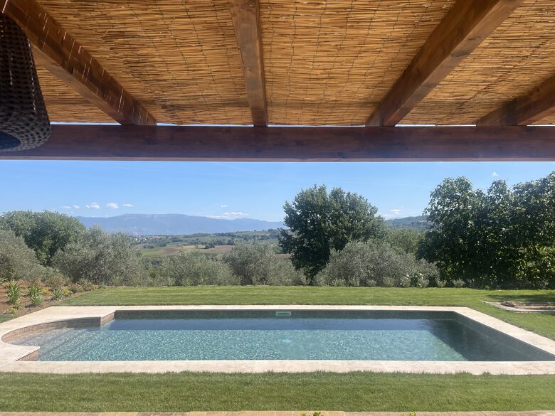 A Refined Umbrian Estate with Vineyards and Olive Groves - Gualdo Cattaneo, Perugia, Italy