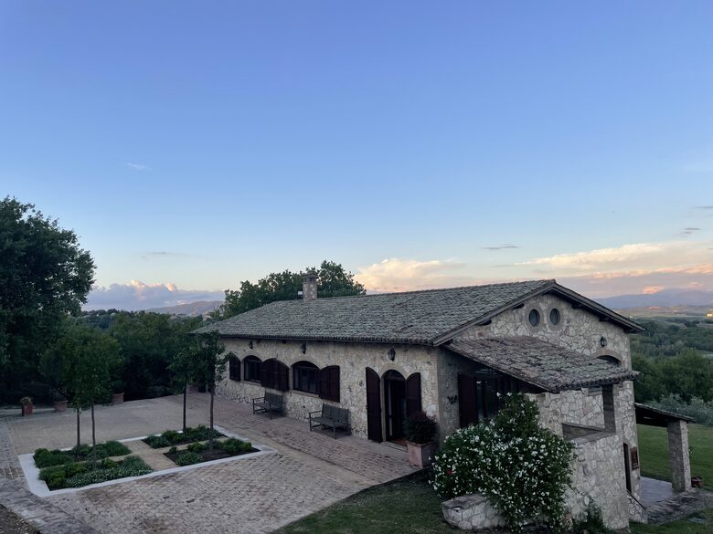 A Refined Umbrian Estate with Vineyards and Olive Groves - Gualdo Cattaneo, Perugia, Italy