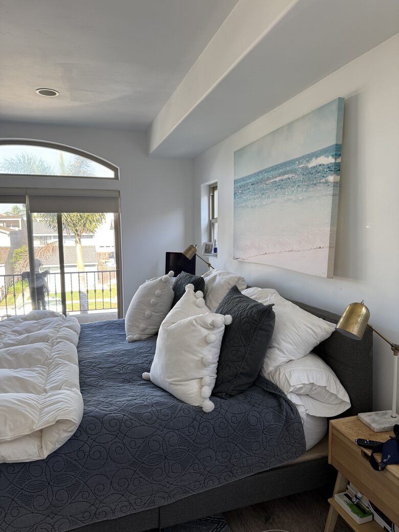 Third Floor Queen with patio deck