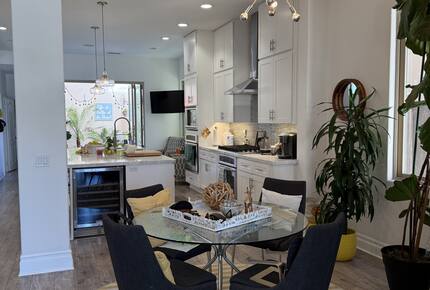 Kitchen and dining table