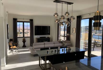 Top-Floor Luxury Suite Overlooking the Water & Montelago Village - Henderson, Nevada