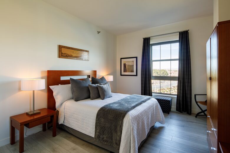 Top-Floor Luxury Suite Overlooking the Water & Montelago Village - Henderson, Nevada