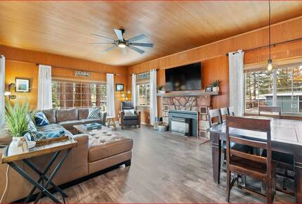 Walk-to-Heavenly Alpine Cabin - South Lake Tahoe, California