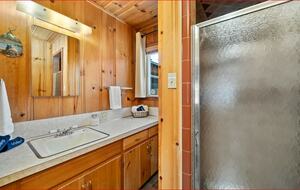 Walk-to-Heavenly Alpine Cabin - South Lake Tahoe, California