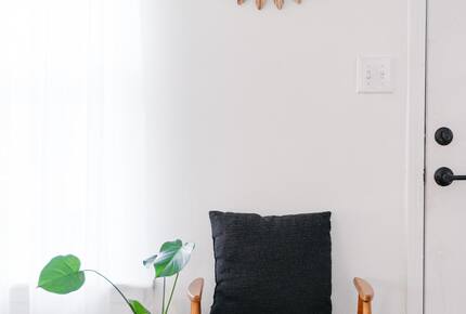 Peaceful Charlotte Getaway Close to the City - Charlotte, North Carolina